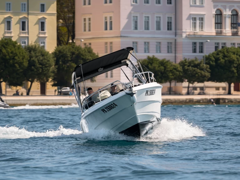 Location bateau Zadar pas cher 730 HBS