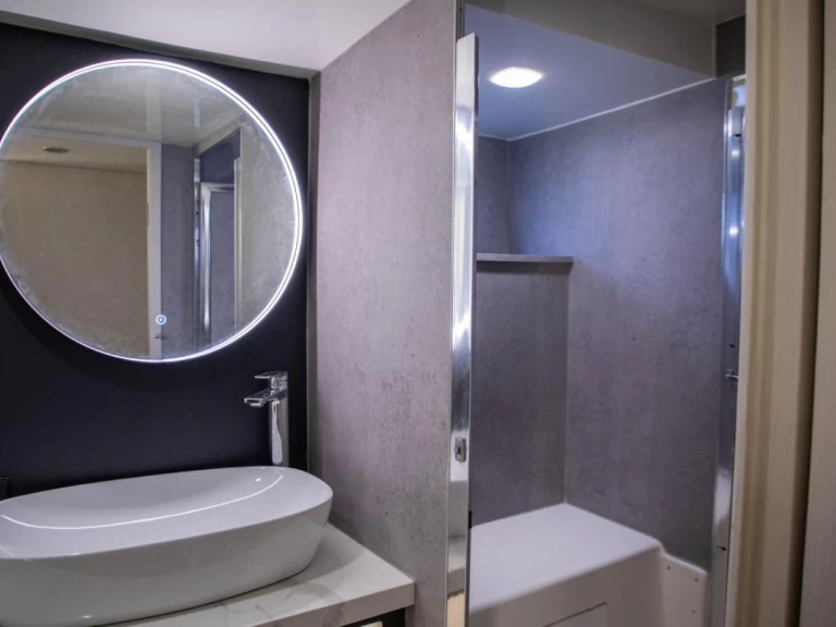 Location à Dubai Marina - Régal 33ft sur SamBoat