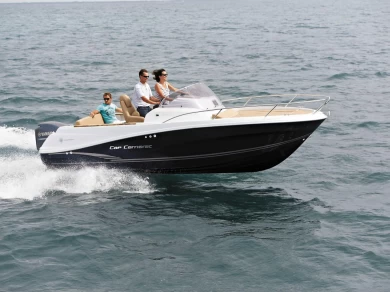 Wynajem Motorówka Jeanneau z patentem 