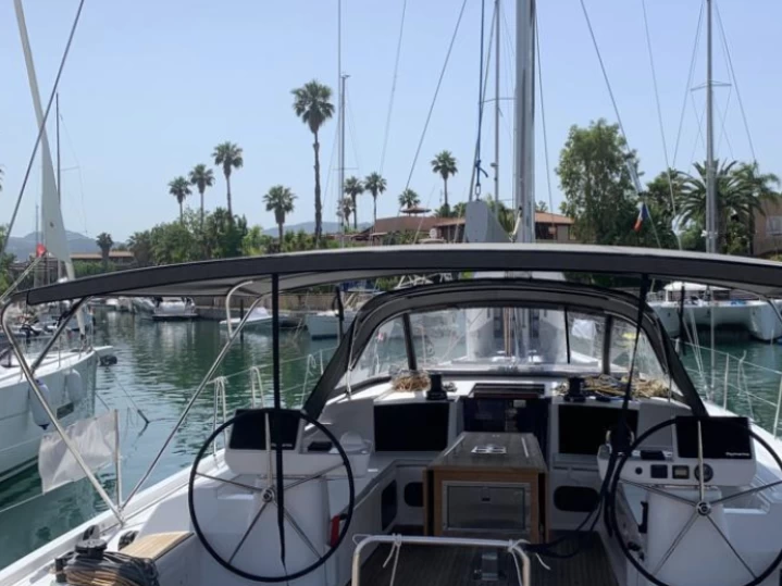 Voilier à louer à La Trinité-sur-Mer au meilleur prix