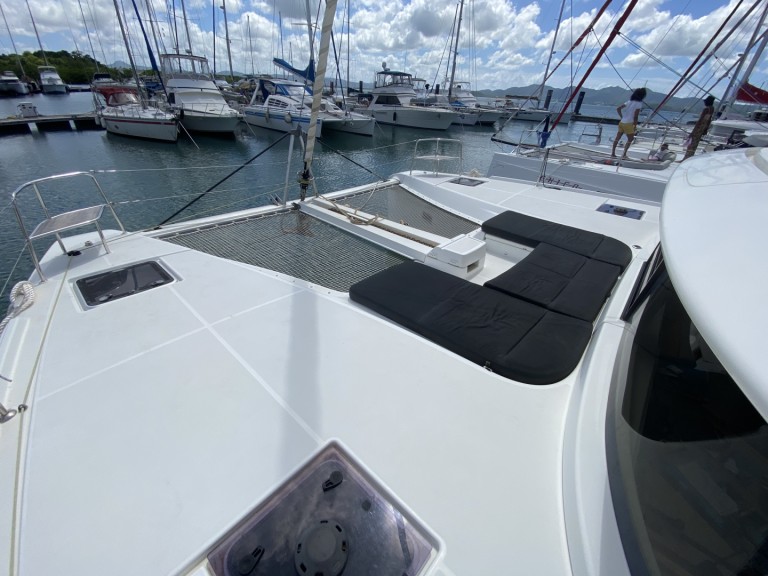 Location Catamaran Lagoon avec permis