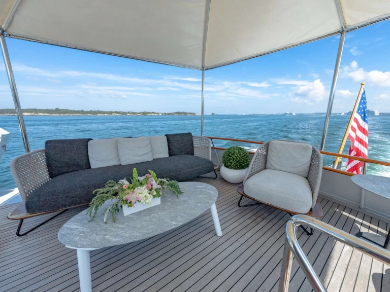 Location bateau Burger SOVEREIGN à La Romana sur Samboat