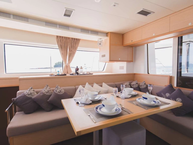 Louer Yacht avec ou sans skipper Lagoon à Phuket (Ville)