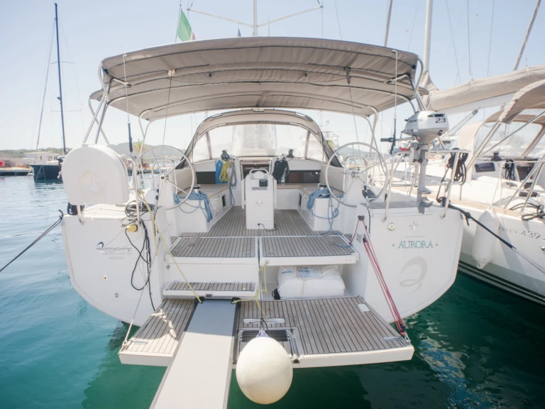 Location bateau Jeanneau Sun Odyssey 490 à Olbia sur Samboat