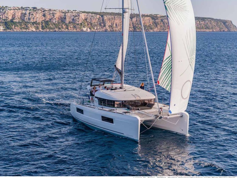 Location Catamaran Lagoon avec permis