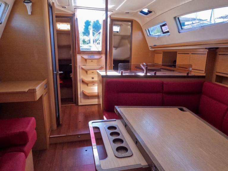 Location bateau Elan Impression 394 à Izola sur Samboat