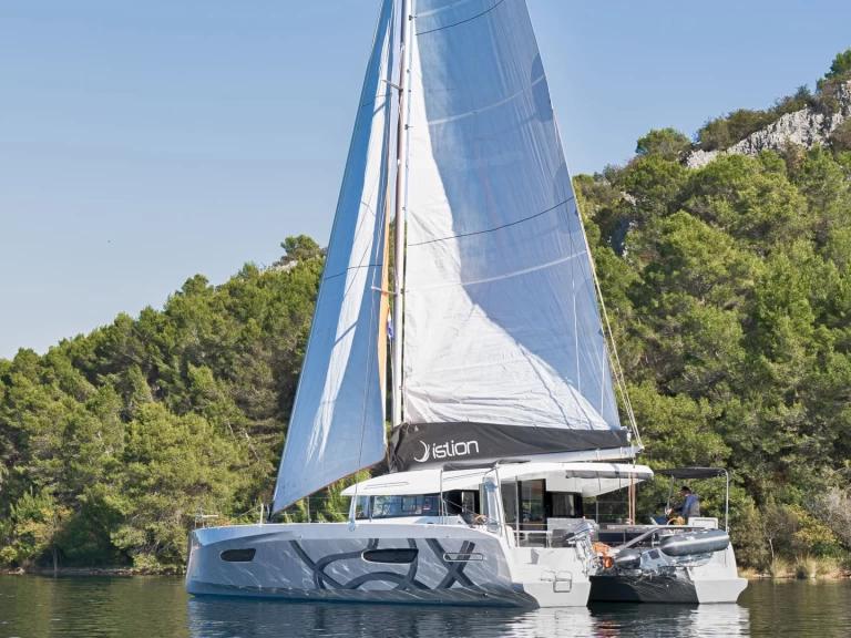 Louer Catamaran avec ou sans skipper Excess à Skradin