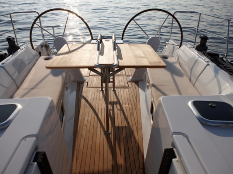 Location bateau Fethiye pas cher Hanse 445