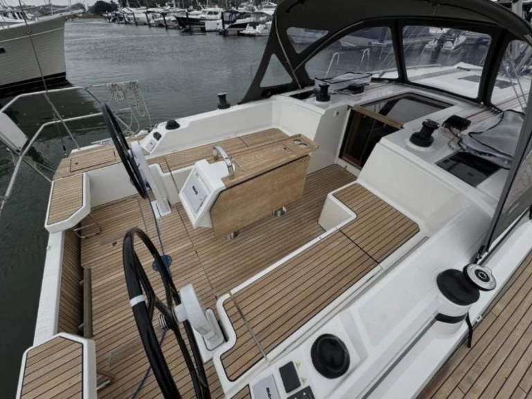 Bavaria Bavaria C42 a louer à Skiathos