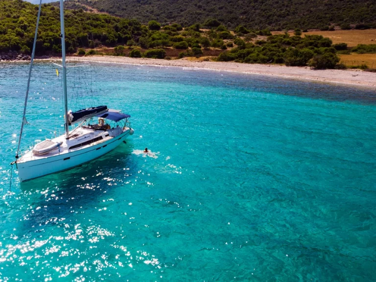 Location à Nikiána - Bavaria Bavaria 46 Cruiser sur SamBoat