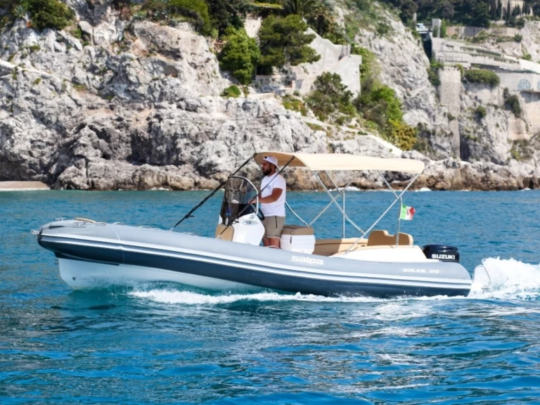 Louez un Salpa Salpa Soleil 20 à Port de Salerne