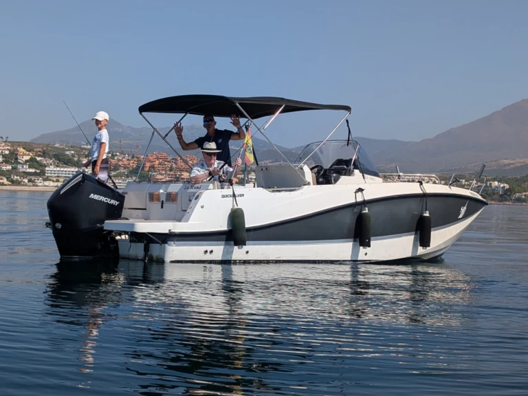 Location bateau Estepona pas cher Activ 755 Open