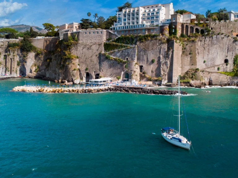 Louez un Dufour Dufour 385 Grand Large à Castellammare di Stabia