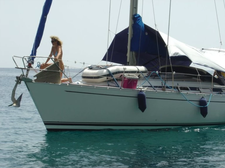 Location bateau Athènes pas cher Grand Soleil 37 Race