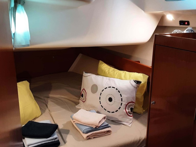 Location bateau Salamína pas cher Cyclades 43.4