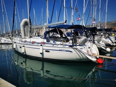 Louez un Bavaria Bavaria 42 Cruiser à Trogir