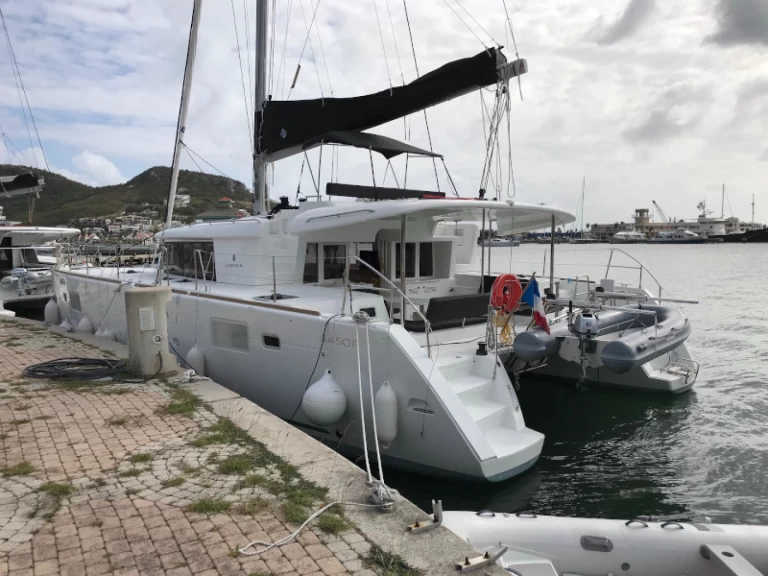 Location Catamaran Lagoon avec permis