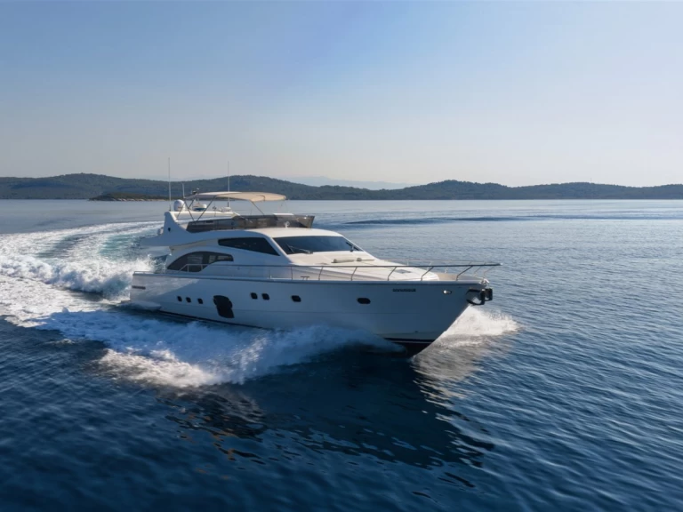 Location bateau Ferretti Ferretti Yachts 681 à Split sur Samboat