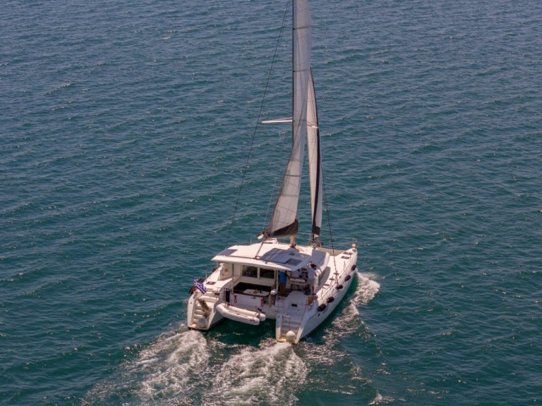 Louer Catamaran avec ou sans skipper Lagoon à Dème de Vólos