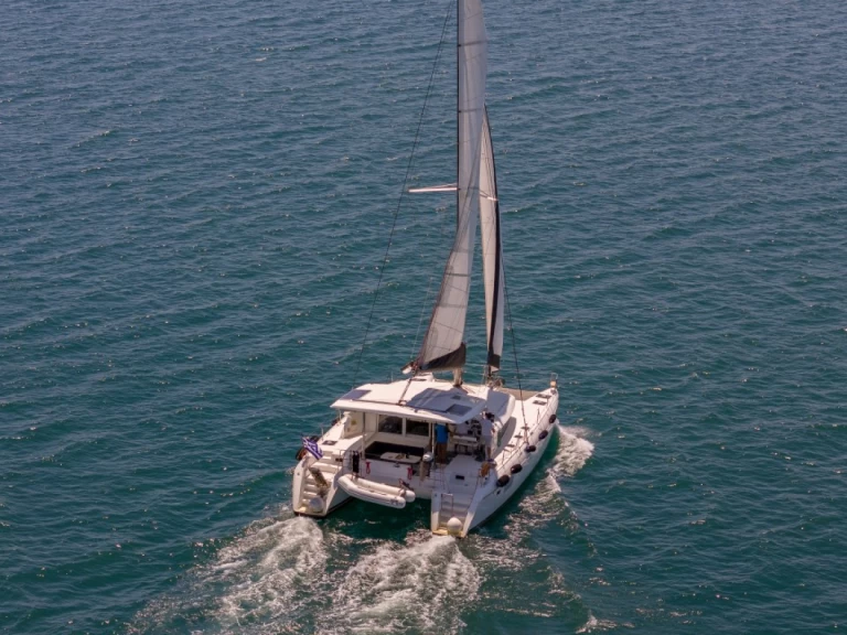 Louer Catamaran avec ou sans skipper Lagoon à Dème de Vólos