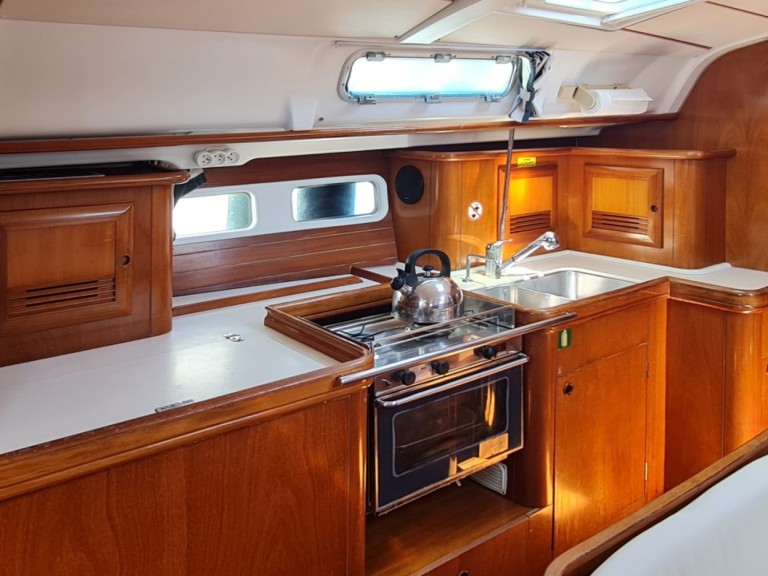 Louer Voilier avec ou sans skipper Bénéteau à Dème de Vólos