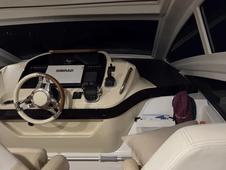 Louez un Bénéteau Gran Turismo 40 à Porto-Vecchio