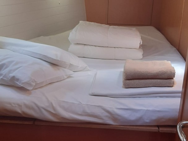 Location bateau Trogir pas cher Cruiser 45