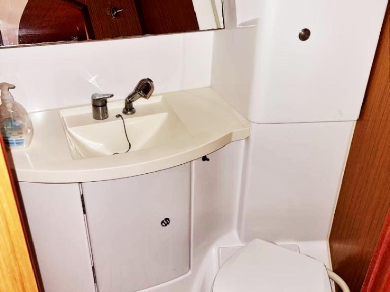 Voilier à louer à Ermoúpolis au meilleur prix