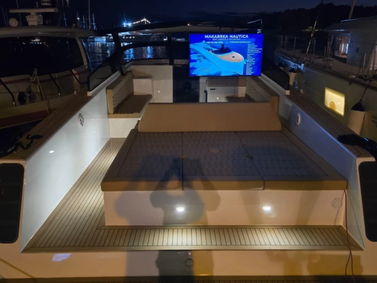 Location Bateau à moteur à Makarska - Felix 37 Felix 37