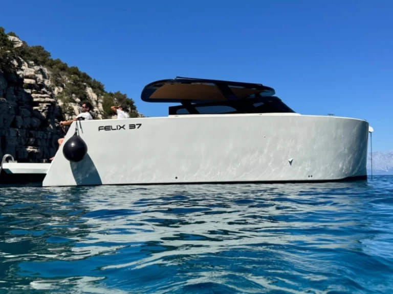 Location bateau Felix 37 Felix 37 à Makarska sur Samboat