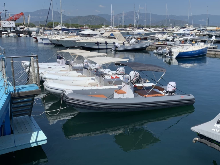 Location bateau AT Marine AT 590 à Arbatax sur Samboat