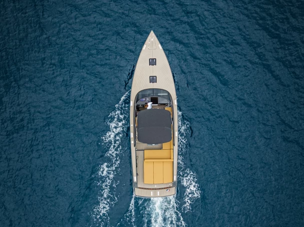 Location bateau VanDutch VanDutch 40 à Cannes sur Samboat