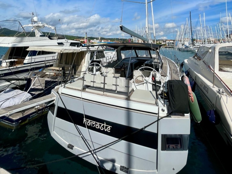 Louez un Bénéteau Oceanis Yacht 62 à Castiglioncello