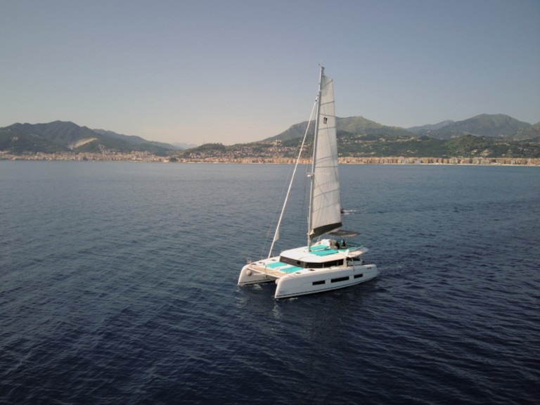 Location à Cecina - Dufour Dufour Catamarans 48 Sail sur SamBoat