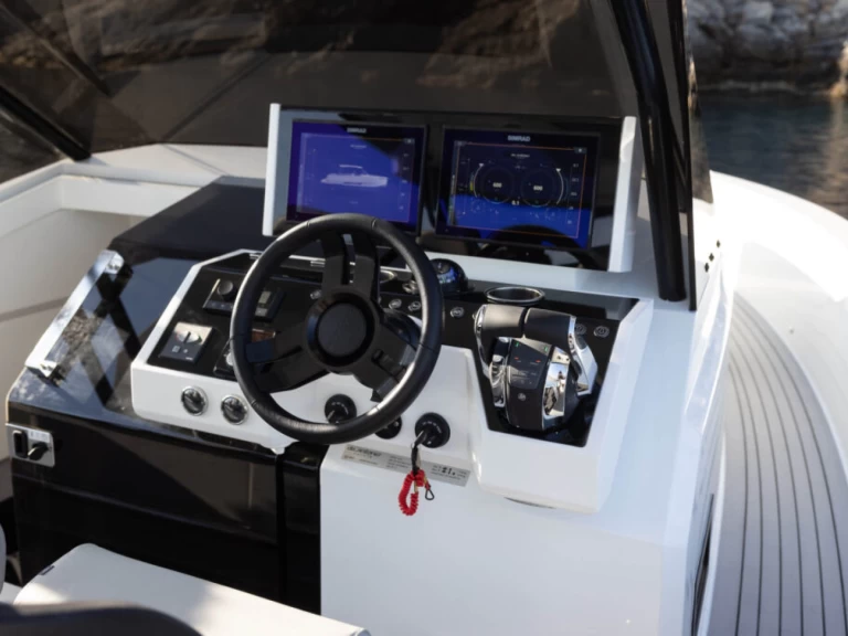 Location bateau De Antonio De Antonio 36 Hard Top à Ibiza (Ville) sur Samboat