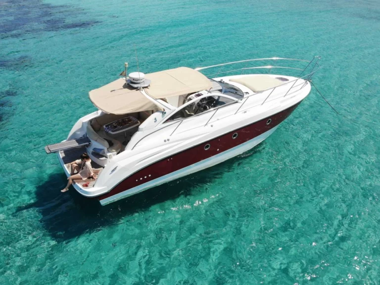 Louer Bateau à moteur avec ou sans skipper Bénéteau à Port Olympique de Barcelone