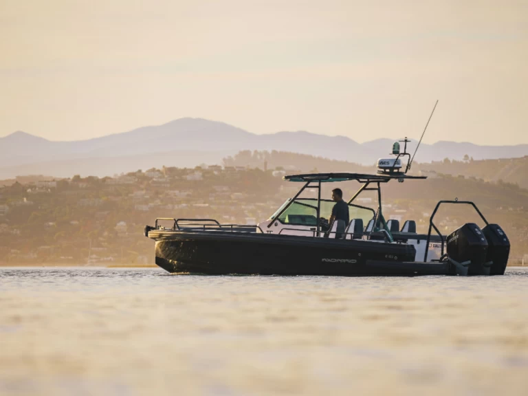 Location Bateau à moteur à Marina de Lagos - Axopar 28 T-Top