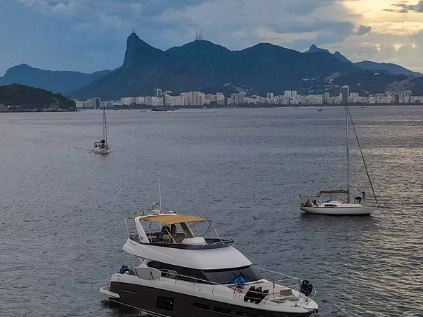 Louez un Prestige 60 flybridge à État de Rio de Janeiro