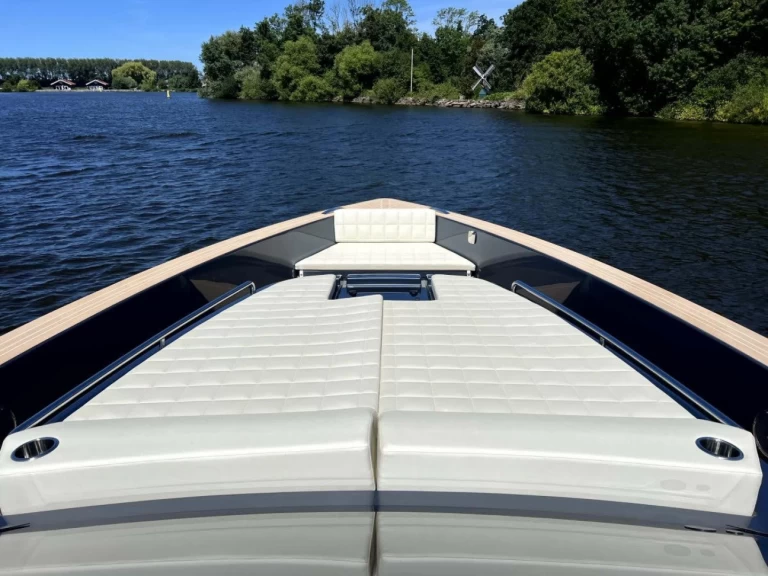 Location Bateau à moteur à Saint-Tropez - Pardo Yachts Pardo 43