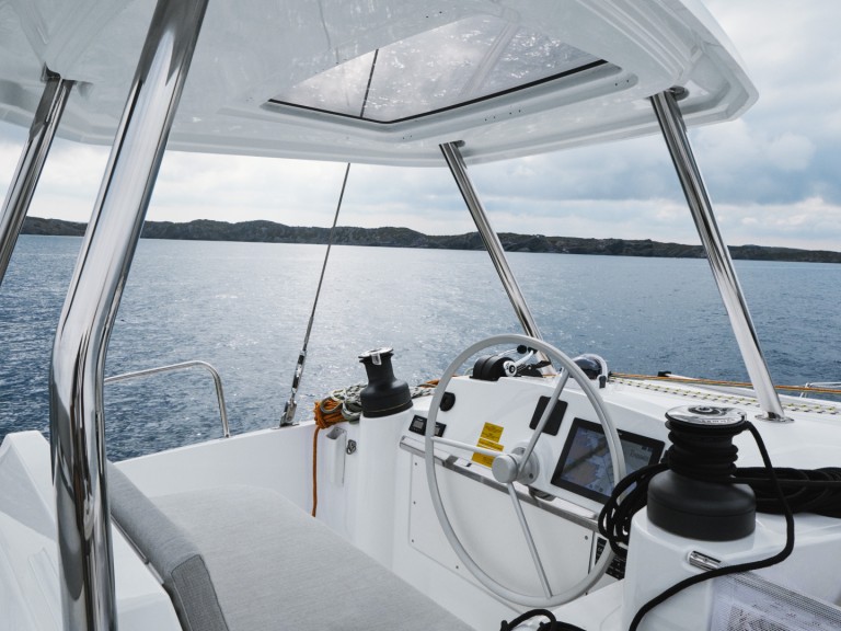 Location bateau Saint-Mandrier-sur-Mer pas cher Bali 4.4