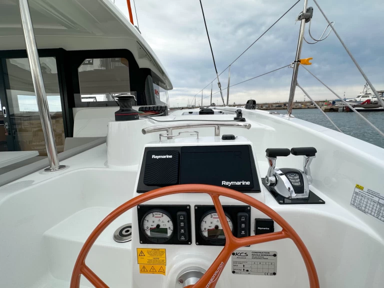 Louez un Excess Excess 11 3cabins à Palma de Majorque