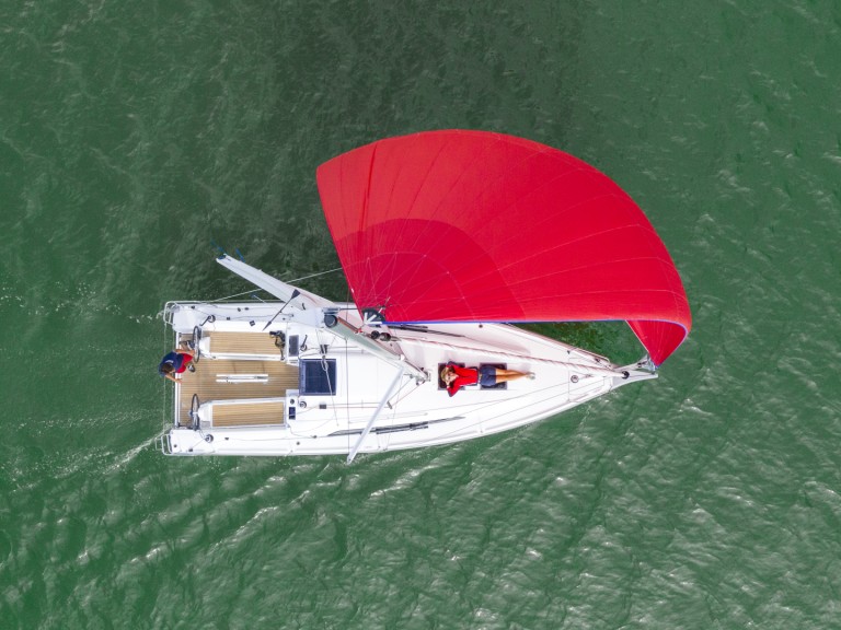 Location bateau Bénéteau Oceanis 30.1 à Palma de Majorque sur Samboat