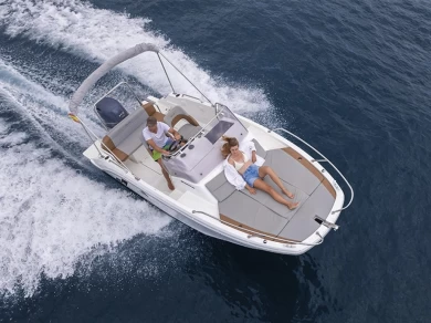 Bootverhuur Bénéteau Flyer 6 in Saint-Raphaël via SamBoat