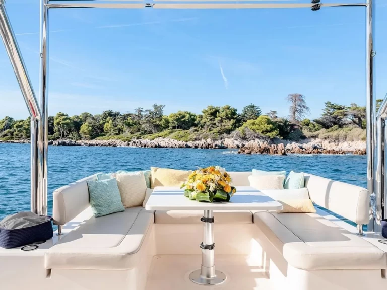 Location bateau Nassau pas cher Aquila 44