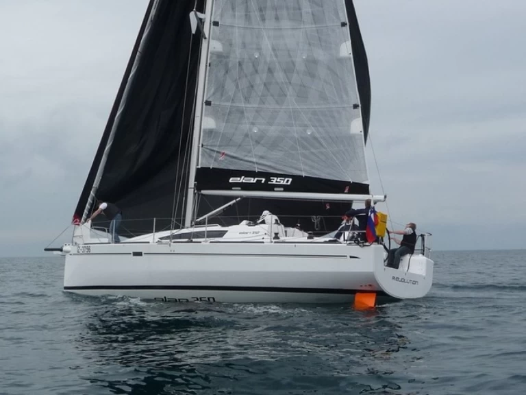 Elan Elan 350 Performance a louer à Biograd na Moru