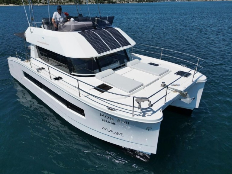 Fountaine Pajot Fountaine Pajot MY 37 a louer à Saint-Raphaël