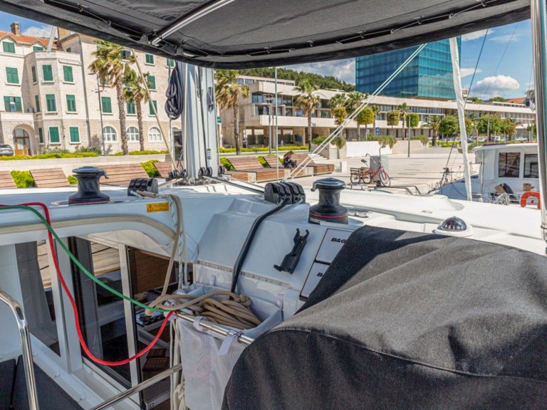 Louez un Lagoon Lagoon 40 à Komolac