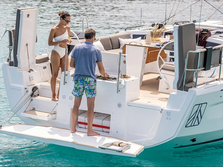 Location à Páleros - Dufour Dufour 41 sur SamBoat