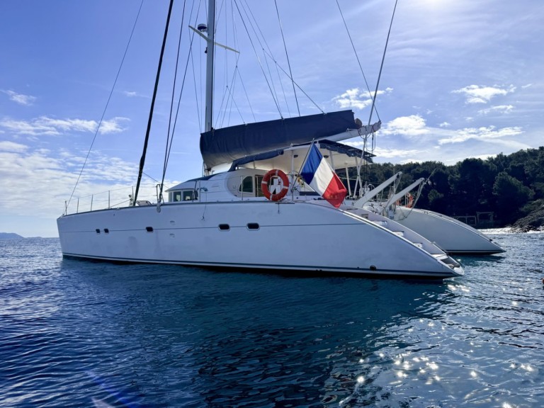 Location Catamaran Lagoon avec permis