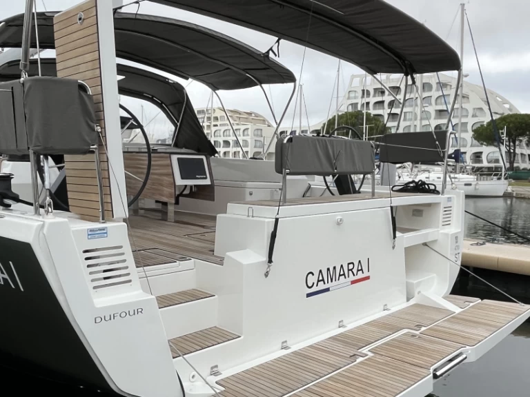 Louer Voilier avec ou sans skipper Dufour à Port-Camargue